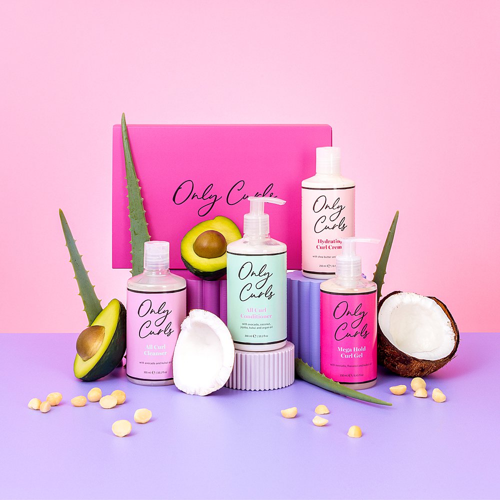 Creative still life photography & content creation for Only Curls hair beauty products. Product photography, art direction and styling by HIYA MARIANNE.