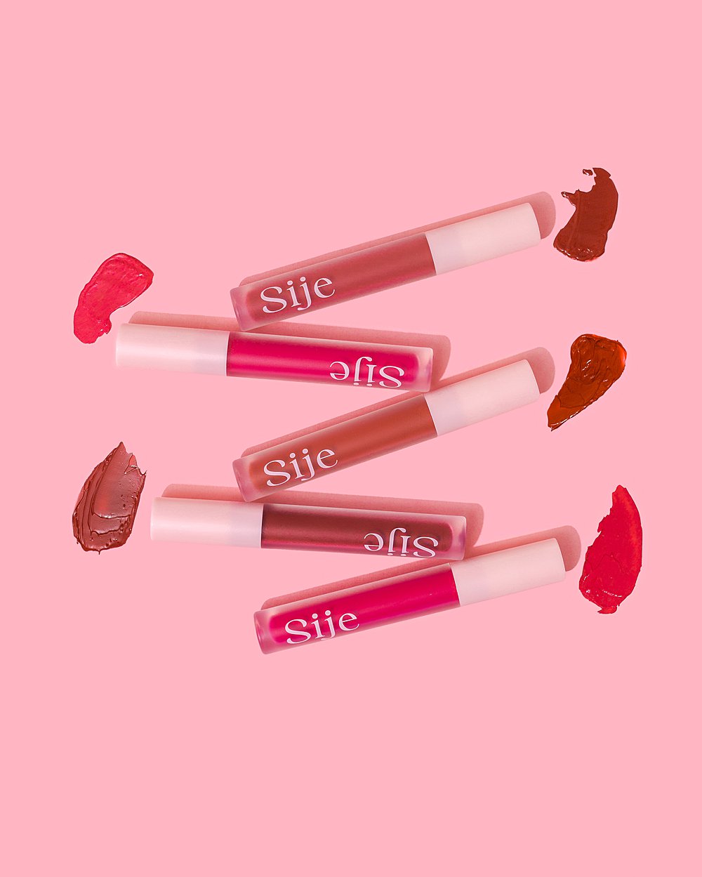 Colourful content creation and creative still life photography for Sije cosmetics. Product photography, art direction and styling by HIYA MARIANNE.