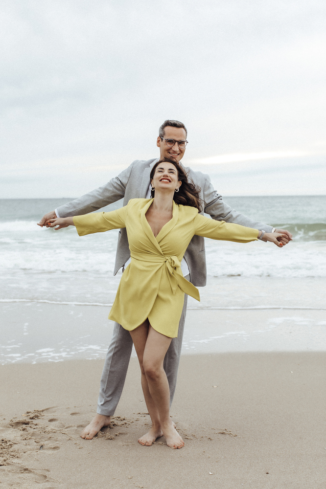 Engagement-Verlobungs-Shooting-Sylt-Schleswig-Holstein-am-Strand