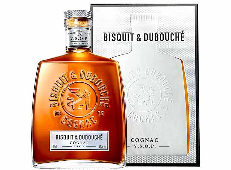 Fles Bisquit & Dubouché V.S.O.P. cognac met amberkleurige inhoud