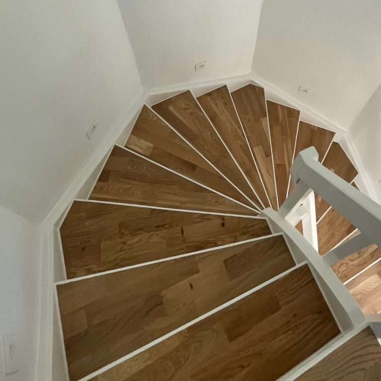 a-5 Badrum med elegant inredning i Apartment Renovation-projektet