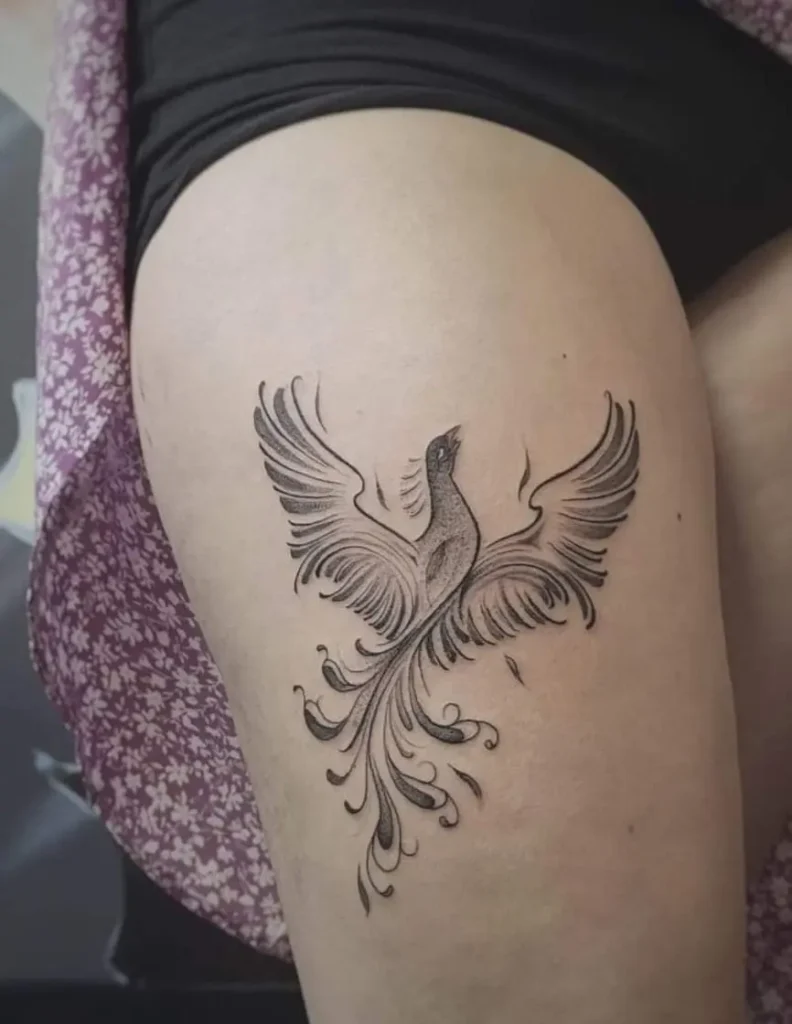 fine line tattoo phoenix op been bij dame