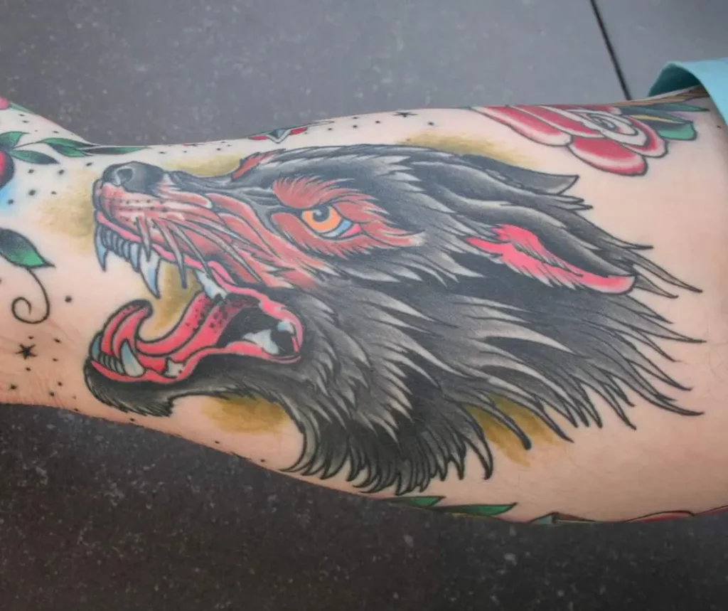 neotraditional wolf tattoo