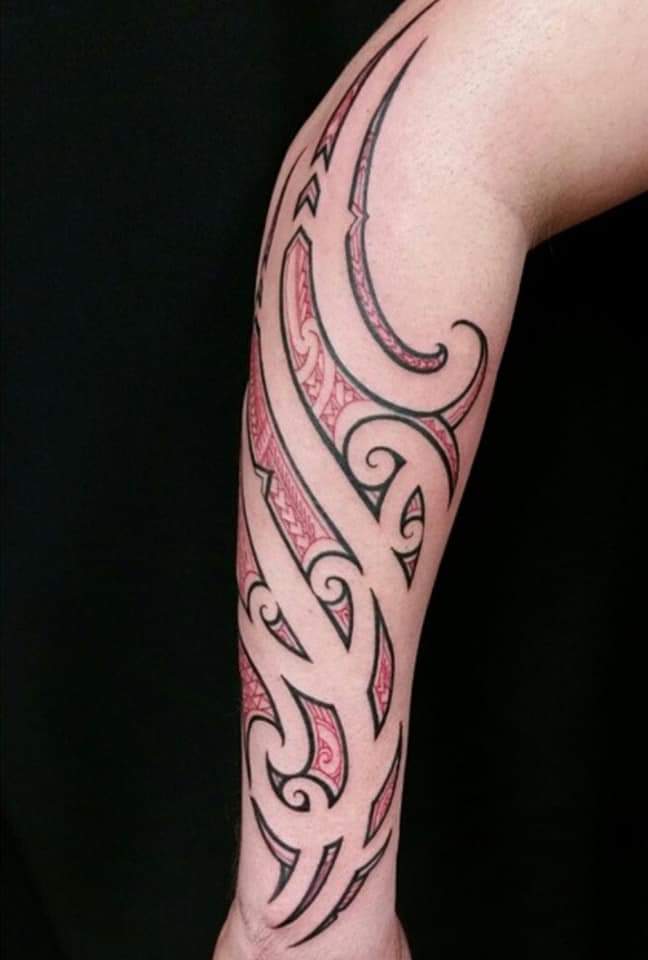 Polynesische kleuren maori tatoeage