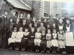 group photo of Colt Park Board school