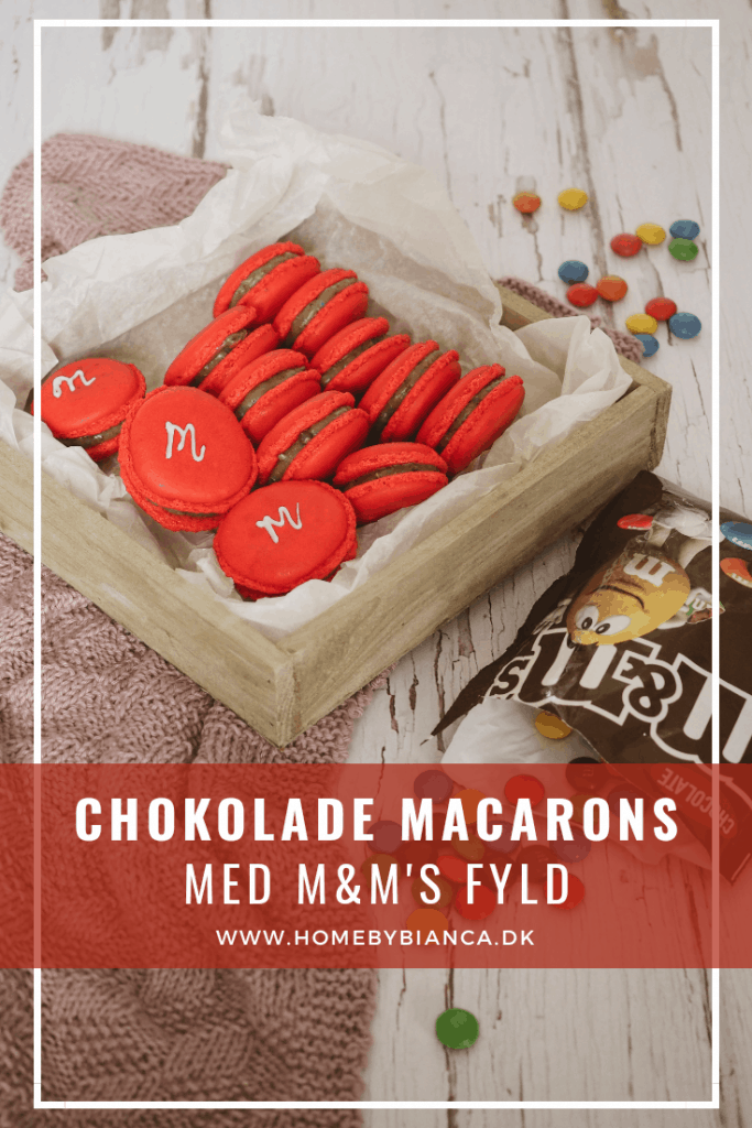 Chokolade macarons med M&M's