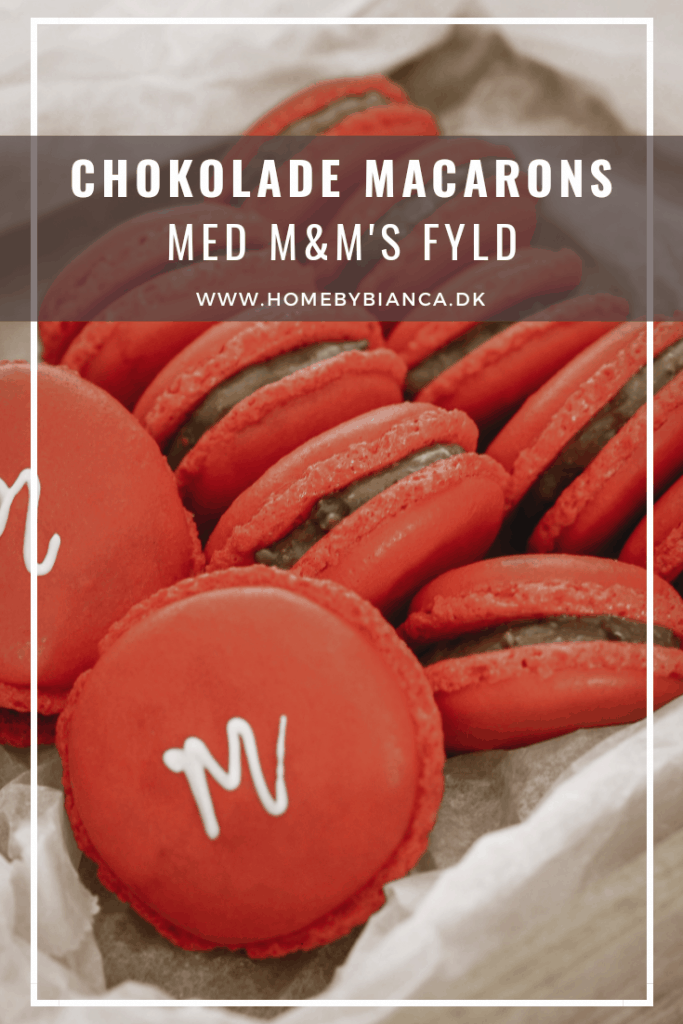 Chokolade macarons med M&M's