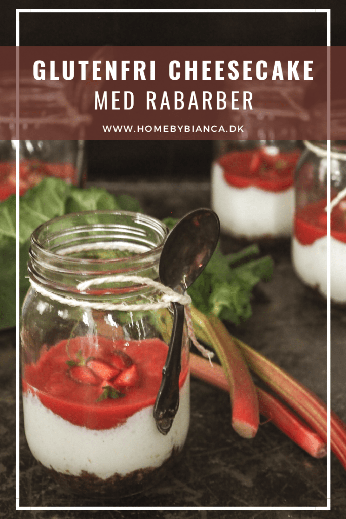 Glutenfri cheesecake med rabarber