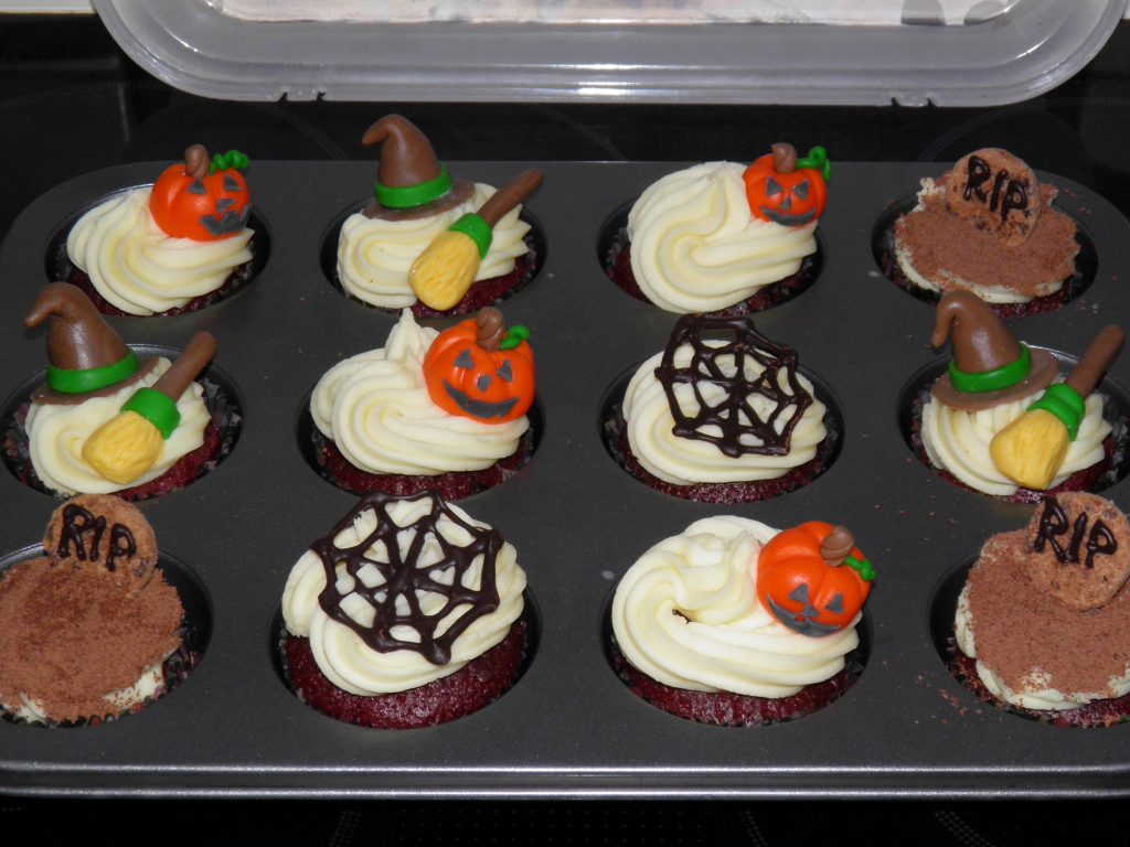 Halloween cupcakes