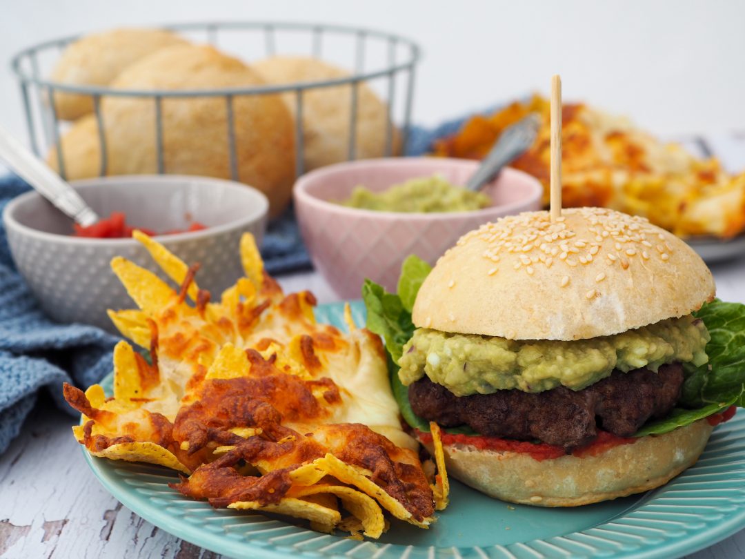 Mexicansk burger med nachos