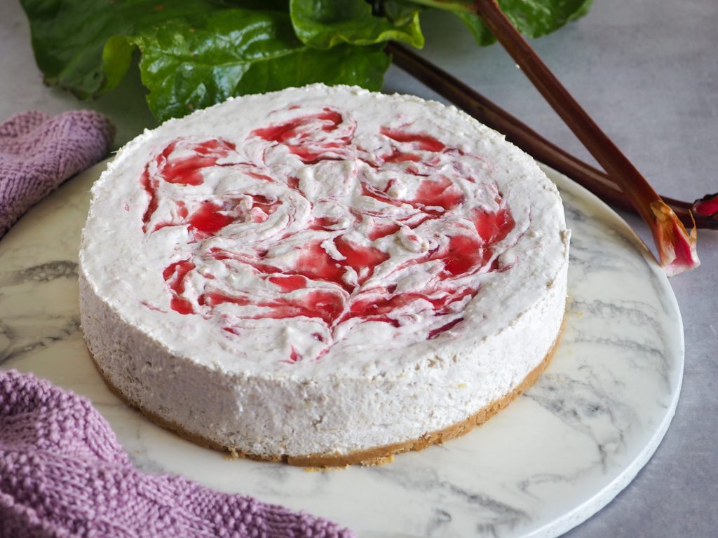 Vegansk rabarber cheesecake opskrift