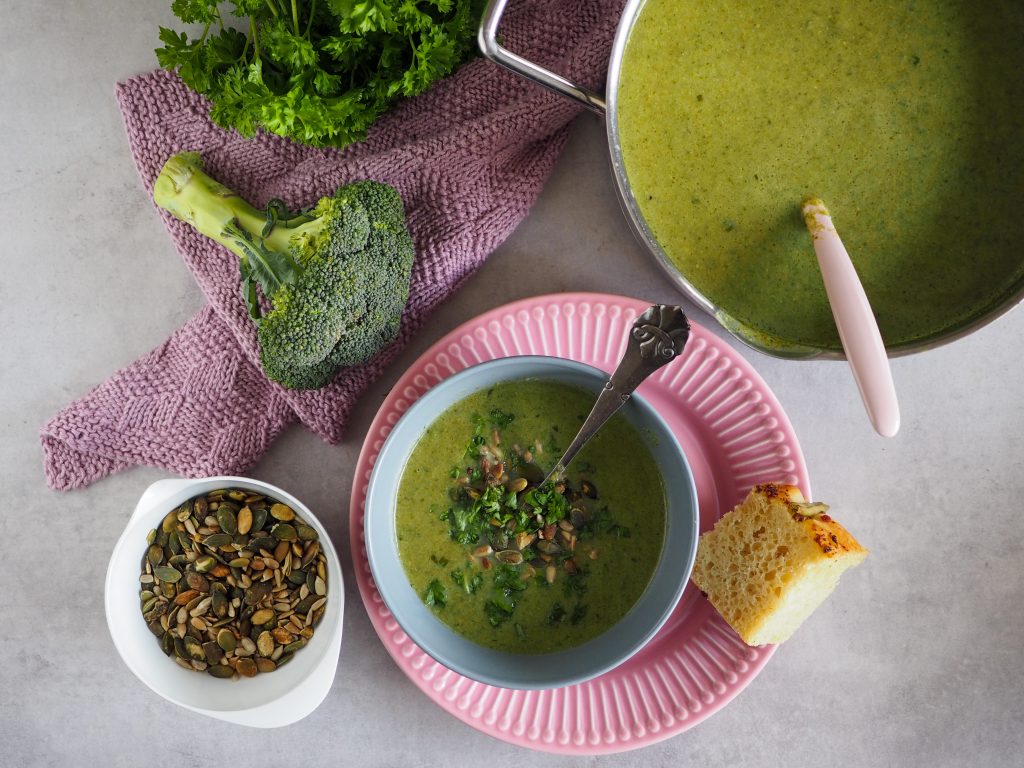 Broccolisuppe med kokosmælk opskrift