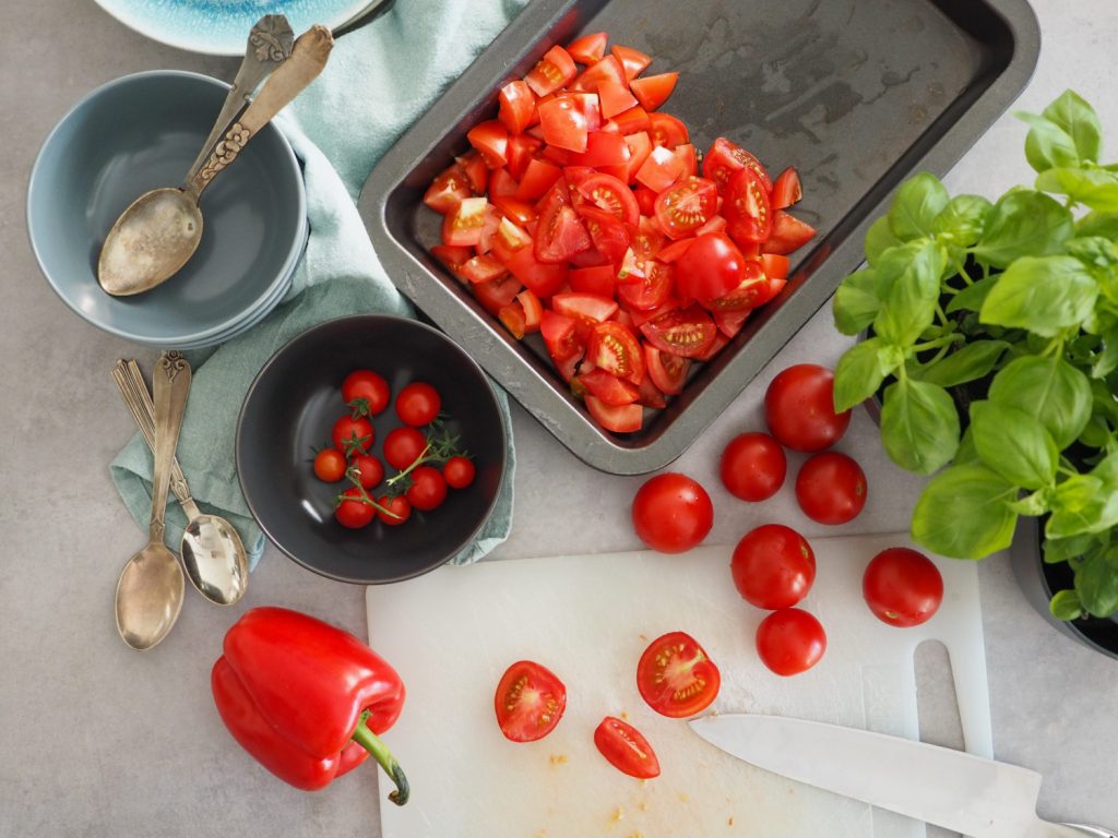 Tomatsuppe med friske tomater opskrift