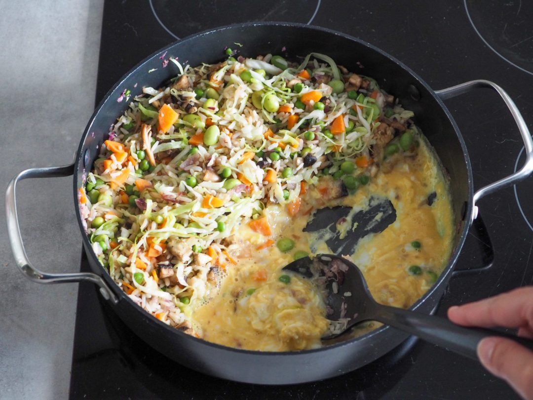 Den bedste opskrift på stegte ris - brug din ris rest - Home by Bianca