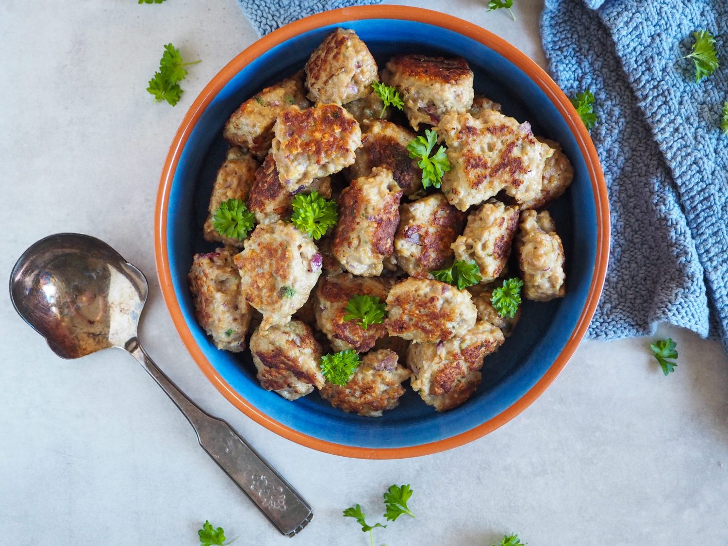 Frikadeller med havregryn - nem opskrift lige her - Home by Bianca