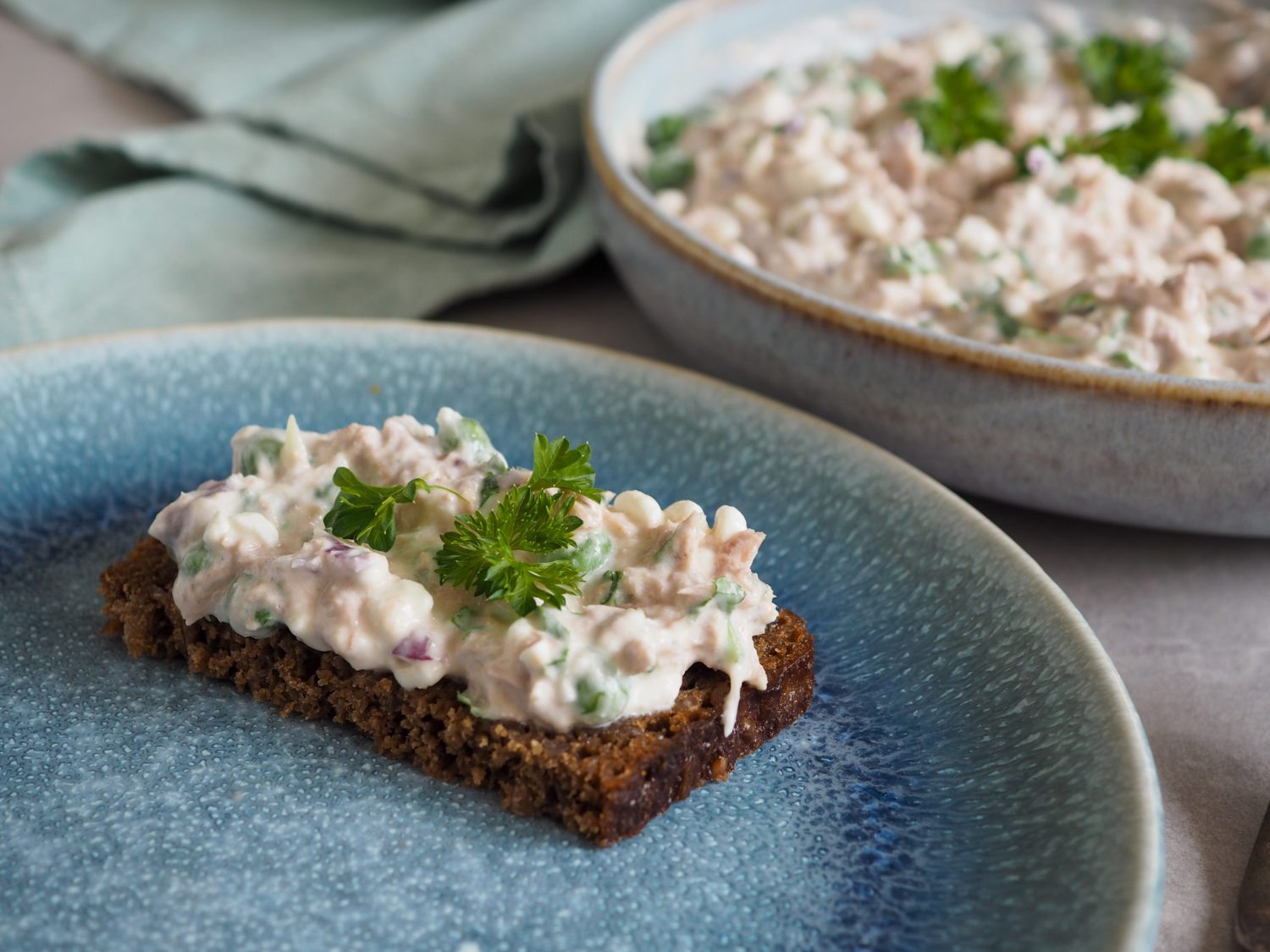 Tunsalat opskrift med hytteost