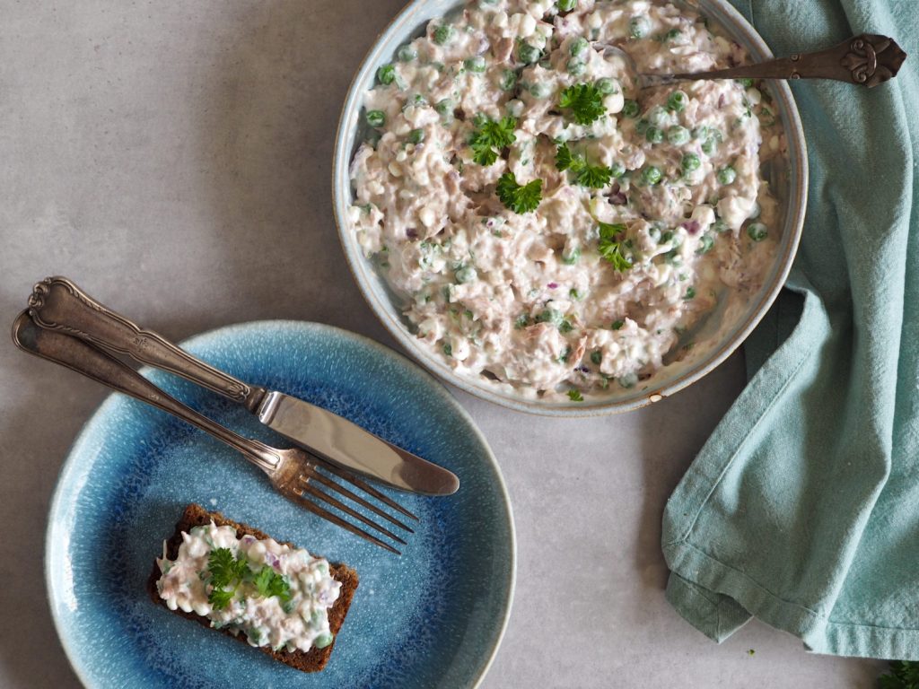 Tunsalat opskrift med hytteost