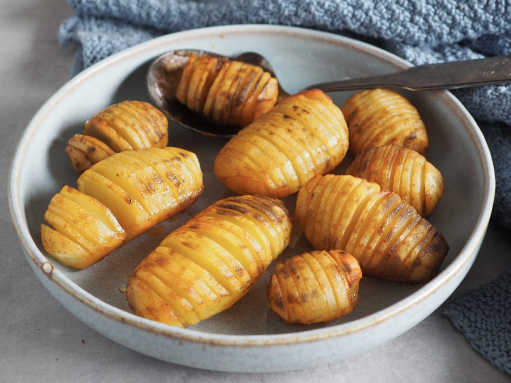 Hasselback kartofler i ovn