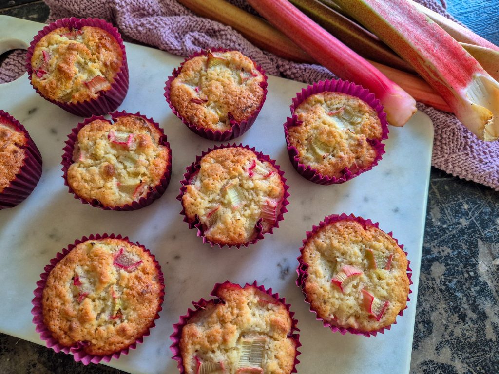 Rabarbermuffins med marcipan
