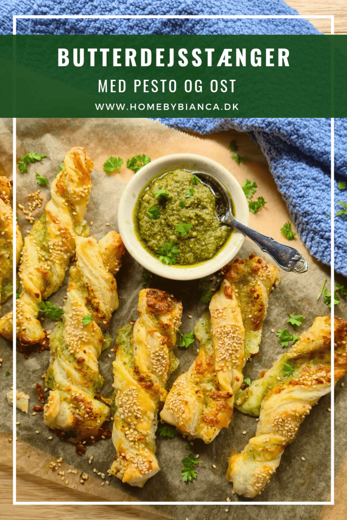 Butterdejsstænger med pesto og ost