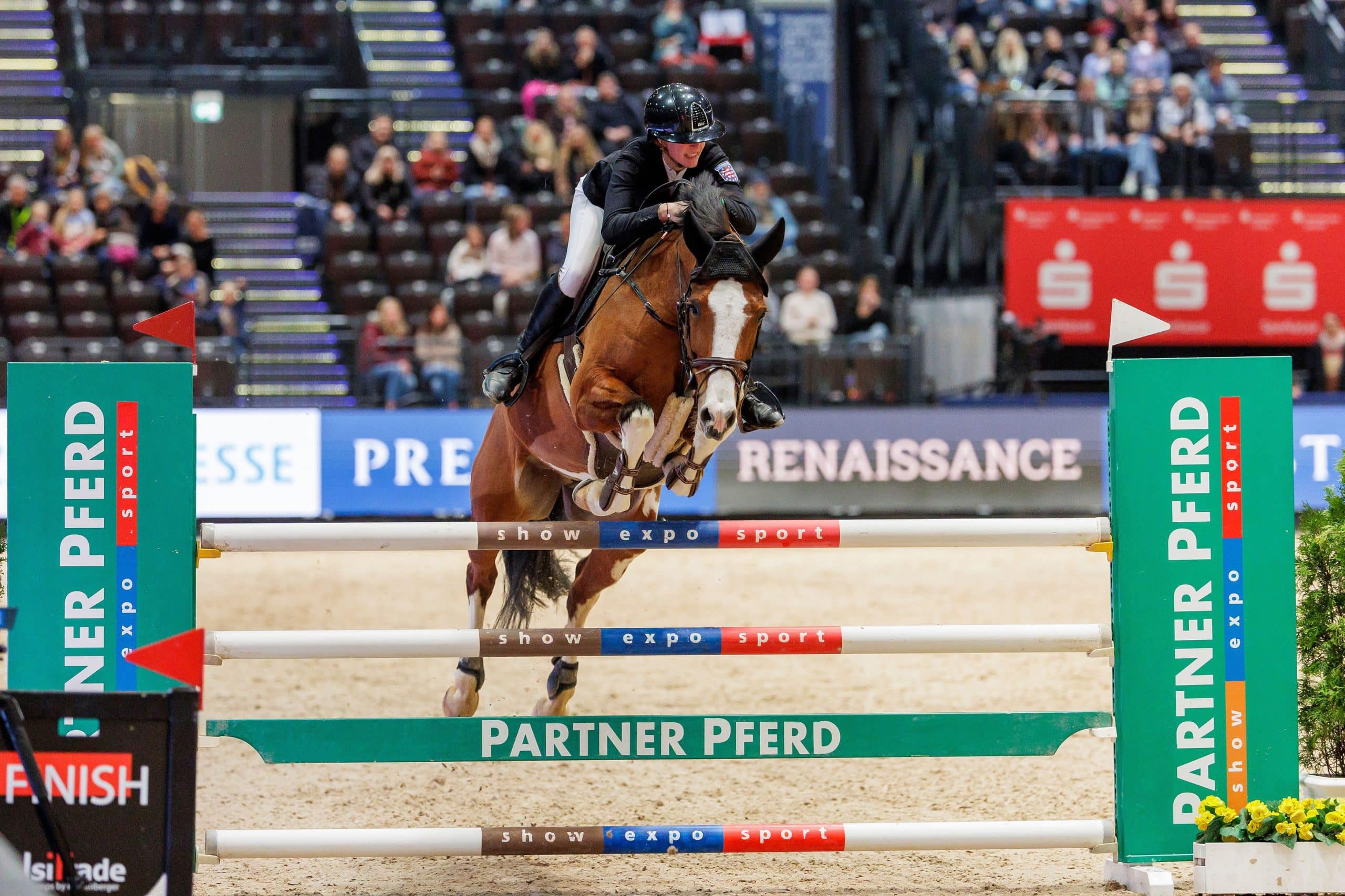 Anni Klug und Golga O siegten im Finale des PARTNER PFERD Junior Cup. Foto: Sportfotos-Lafrentz.de