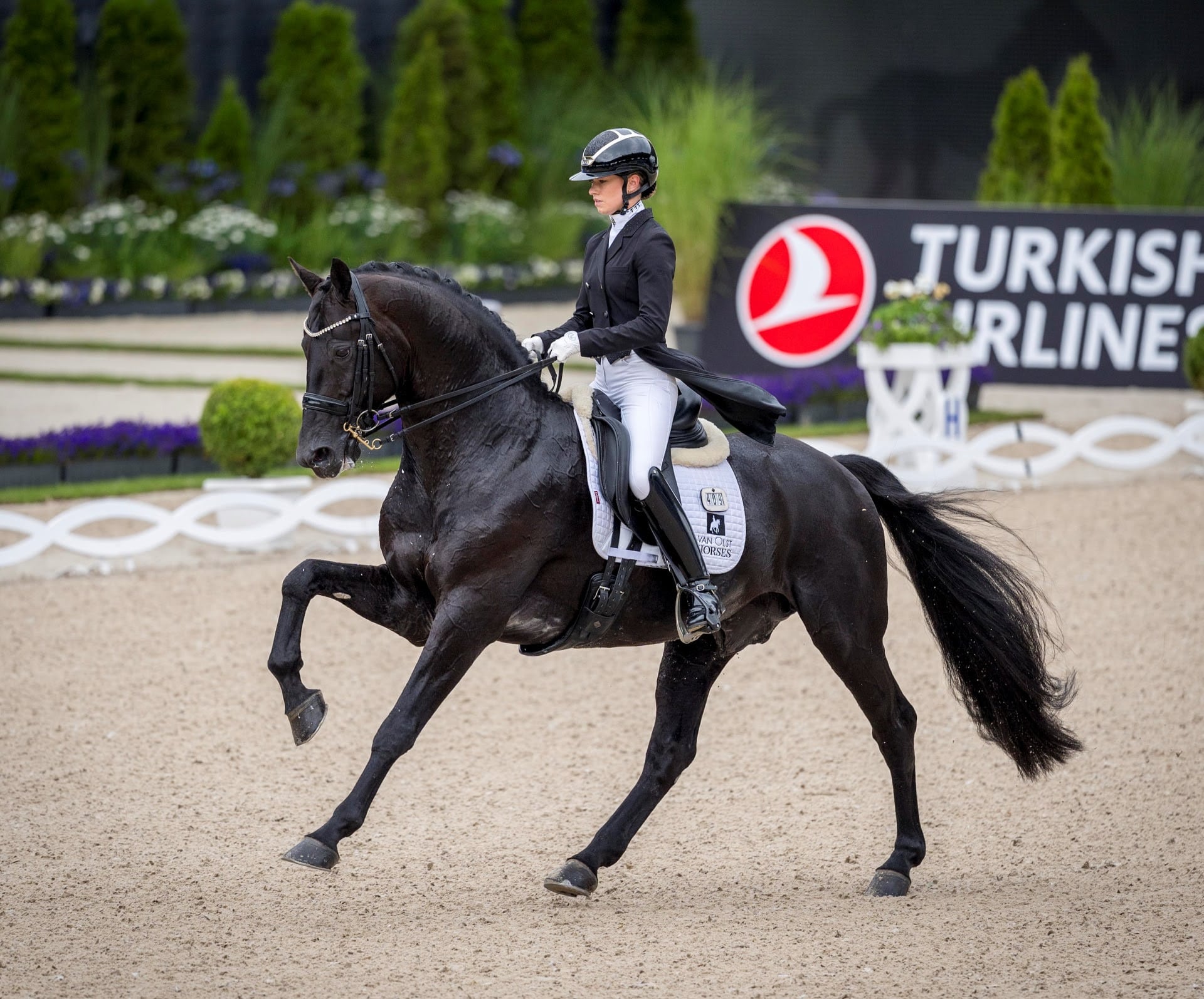 Charlotte Fry und Glamourdale bei ihrem Ritt zum Sieg im Preis der Soers CHIO Aachen/Arnd Bronkhorst