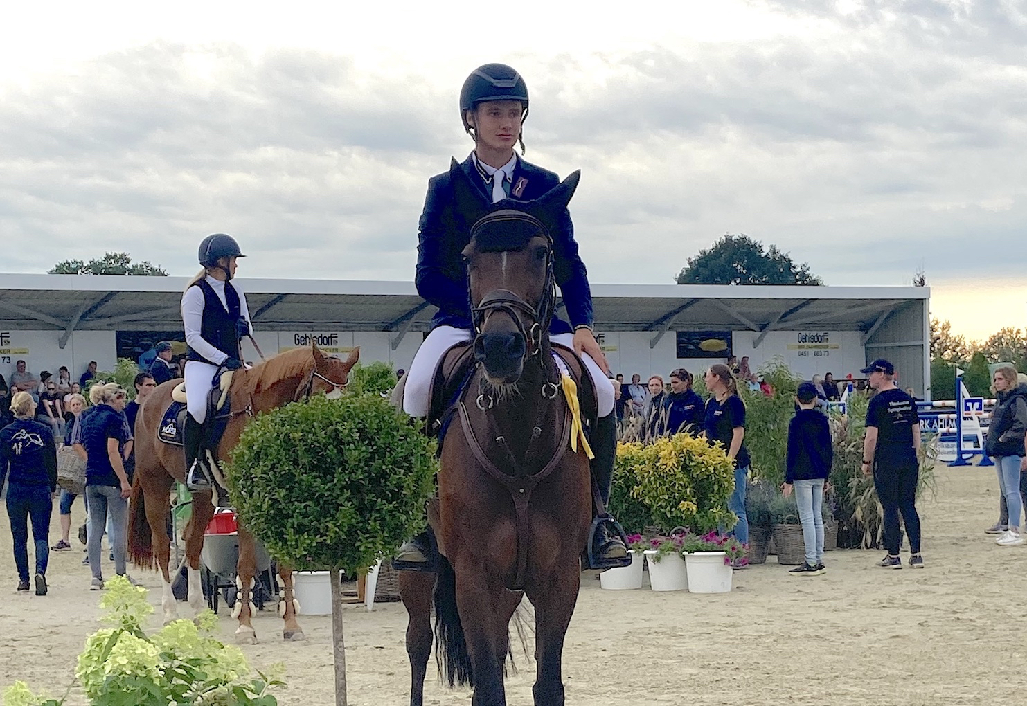 Gewann 2023 den Großen Preis mit Casalia R und hat selbst Landesmeisterschaften im Nachwuchsbereich bestritten - Robin Naeve aus Ehlersdorf. (Foto: RFV Havekost/ MB)