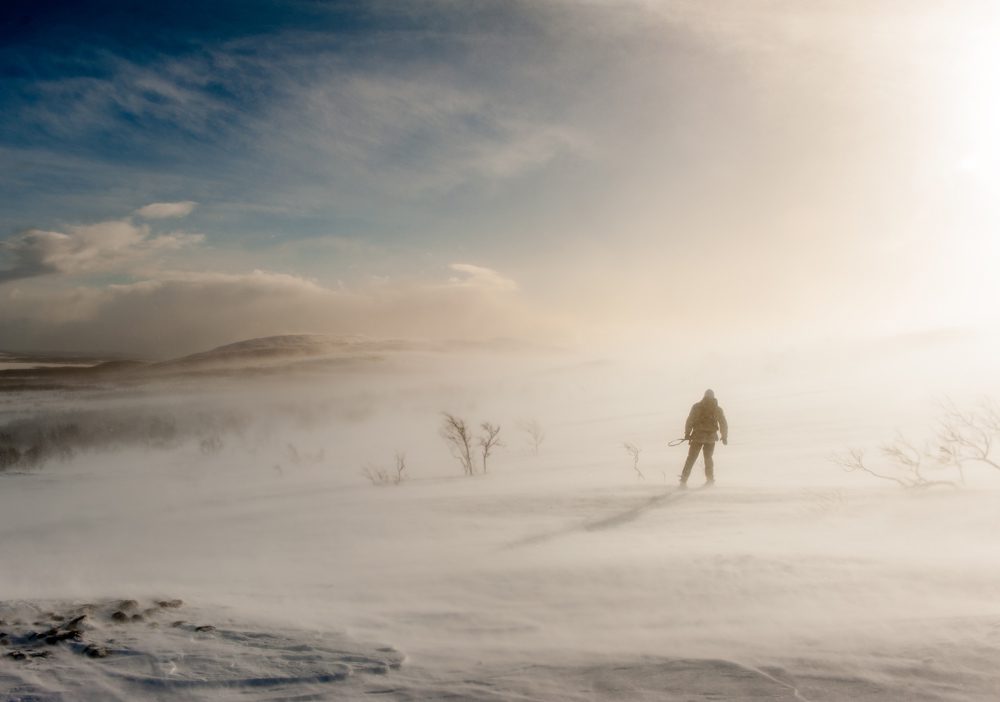 man i snöogt lapland, kiruna liten