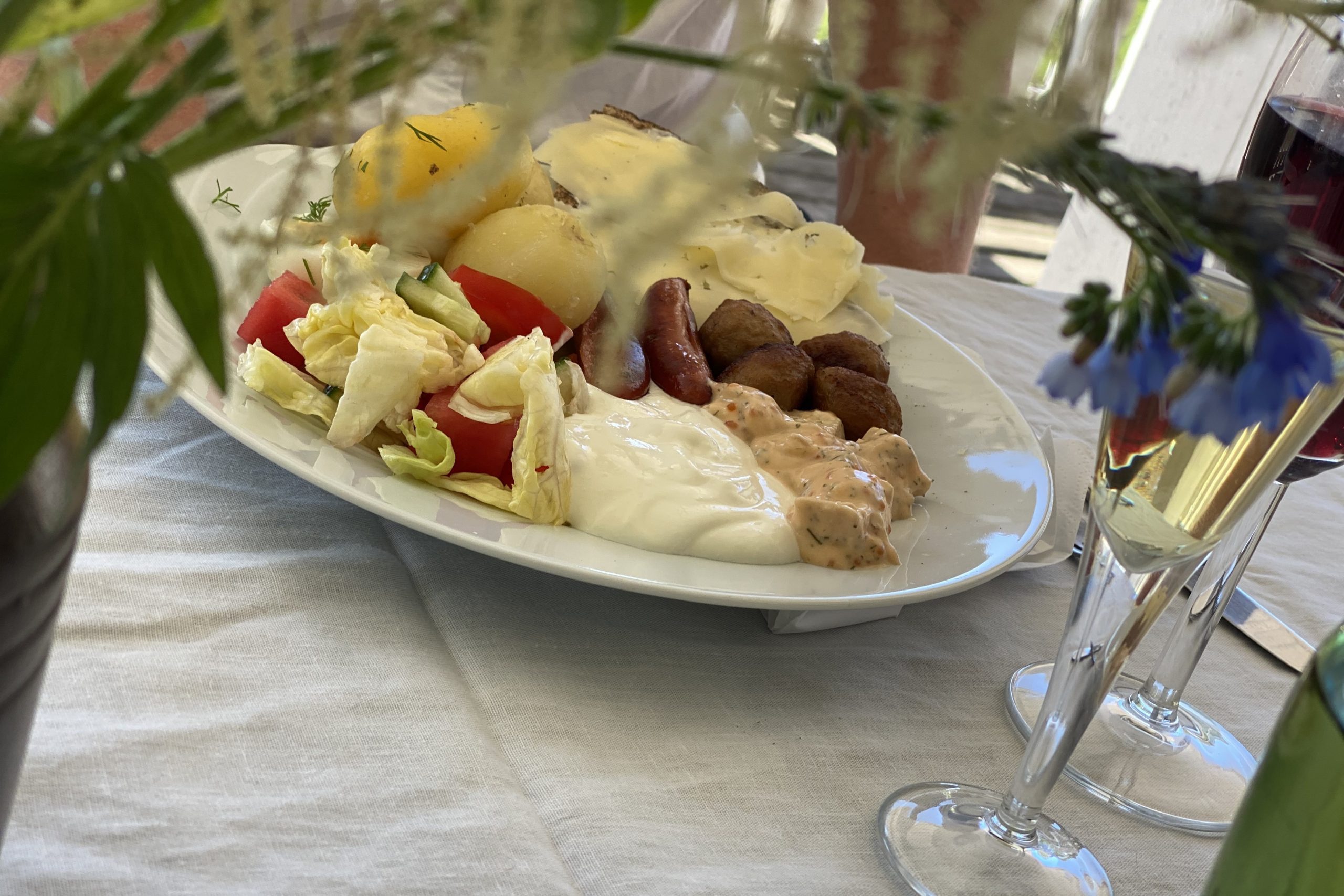 midsommarlunch skalenligt