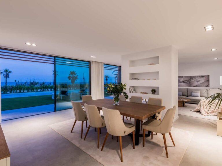 House of Marbella A beach front oasis on the prestigious New Golden Mile 32 768x576