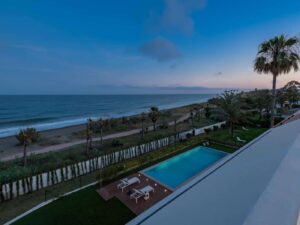 House of Marbella A beach front oasis on the prestigious New Golden Mile 47 300x225
