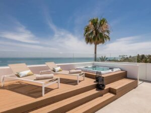 House of Marbella A beach front oasis on the prestigious New Golden Mile 51 300x225