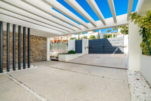 House of Marbella Check out this cool holiday villa in Estepona 13 1 300x200