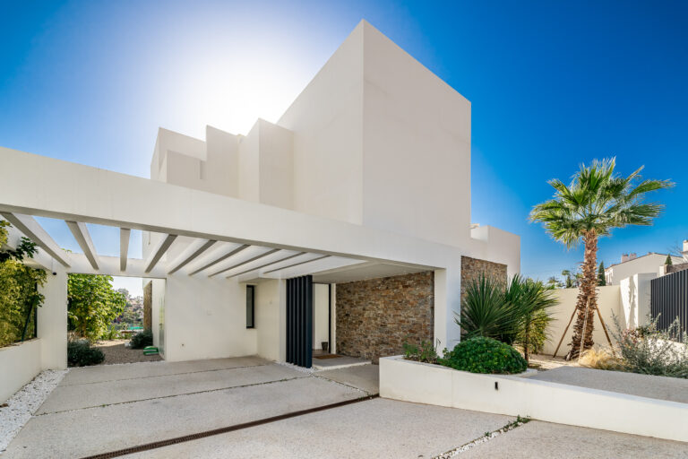 House of Marbella Check out this cool holiday villa in Estepona 16 1 768x512