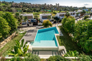 House of Marbella Check out this cool holiday villa in Estepona 19 1 300x200