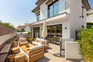 House of Marbella A fantastic villa right in the heart of Puerto Banus 6 300x200