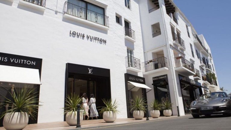 Louis Vuitton Marbella Puerto Banus 4 768x432