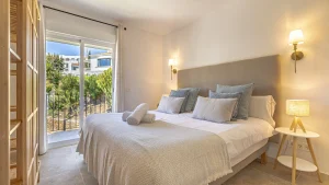 Tucked away in the prestigious area of Nueva Andalucia House of Marbella 20 300x169