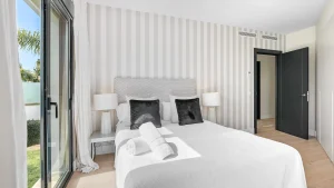 Elegant Living in Marbellas Golf Valley House of Marbella 9 300x169