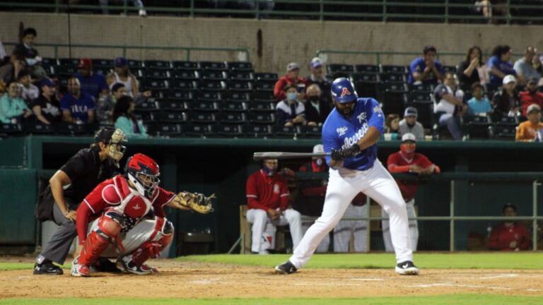 ACEREROS TRIUNFA ANTE TECOLOTES EN SAN ANTONIO, TEXAS.