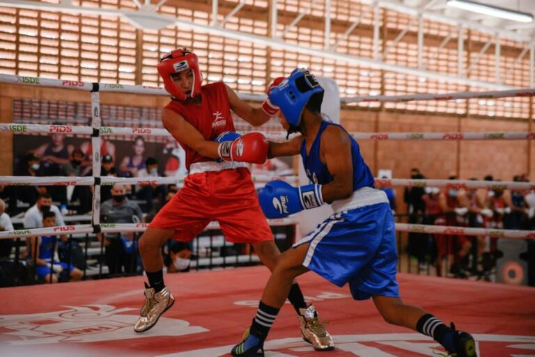 Culiacán y Ahome se llevan el selectivo estatal de boxeo