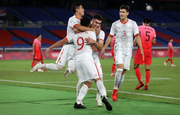 México goleó a Corea y se mete a Semifinales