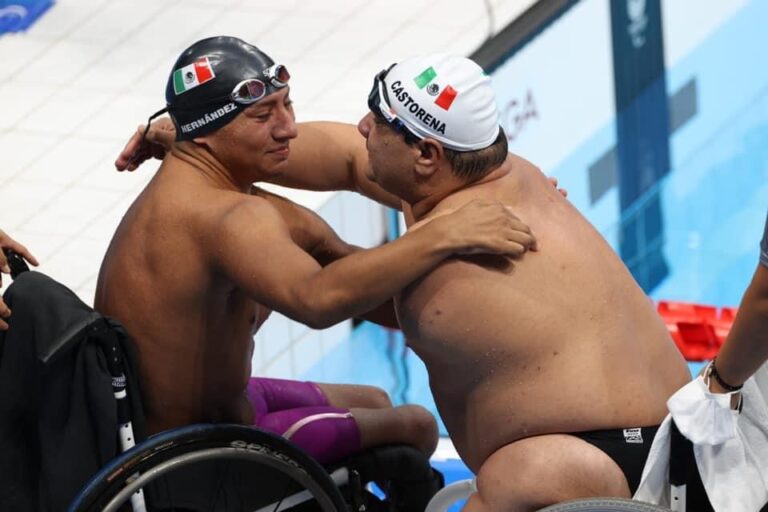 Mexicanos hacen el 1-3 en la natación paralímpica