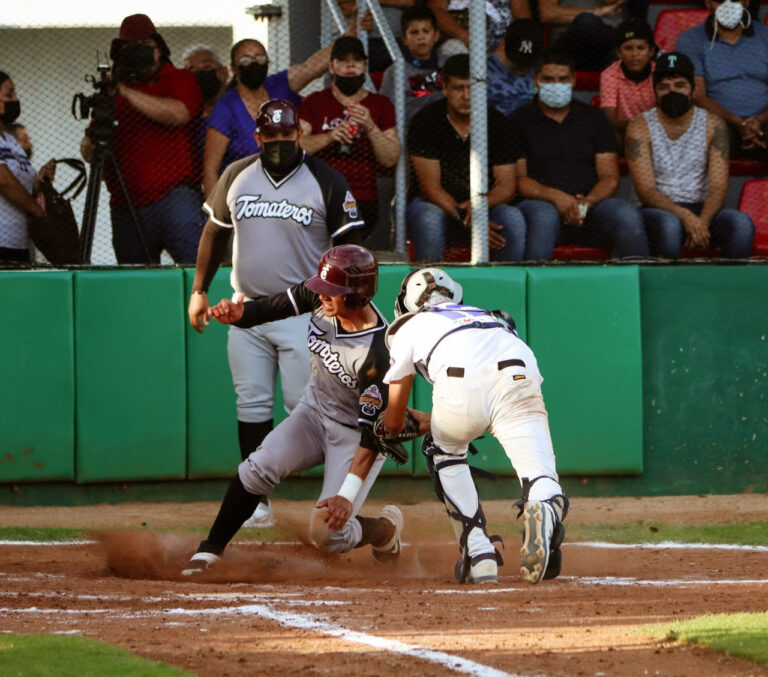 Buen juego en La Higuerita y triunfo guinda