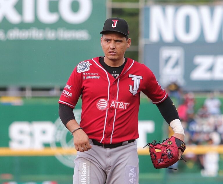 Toros se lleva explosivo juego de extrainnings y se acerca 3-2 en la Serie del Rey