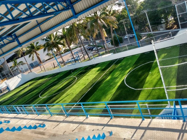 A buen paso remodelación en espacios deportivos en C. U.