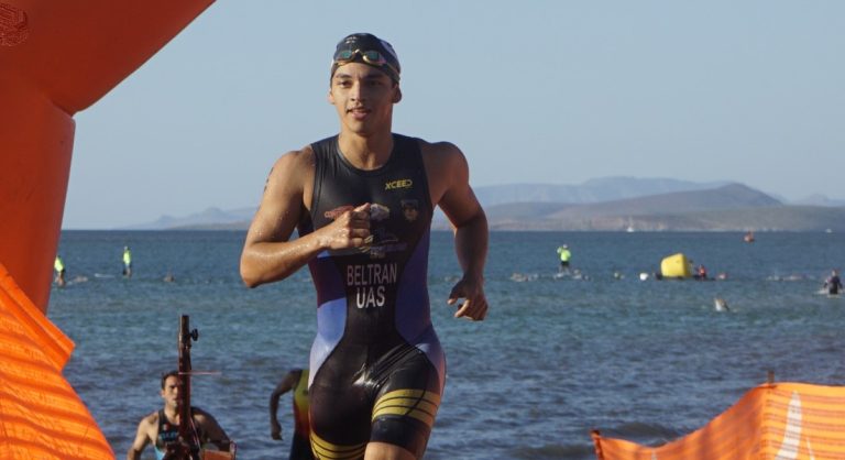 Eduardo Beltrán logra 7mo lugar en triatlón de La Paz