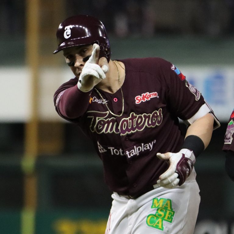 Sensacional voltereta y Tomateros aventaja 3-0