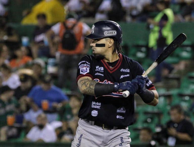 Peña y Elizalde le dan respiro a Sultanes