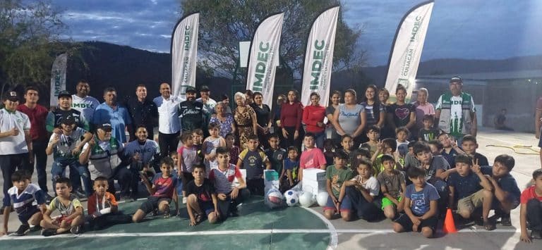 Disfrutan de una gran tarde familias de Carboneras con Jornada Deportiva del IMDEC